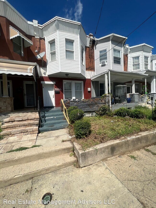 Foto del edificio - 4 br, 1.5 bath House - 5551 Media St.