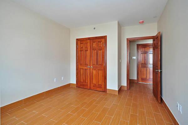 Building Photo - 2314 30th Dr