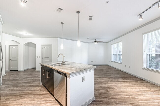 Photo - Limited-Time Incentive: 8 Weeks Free & $0 ... Apartment