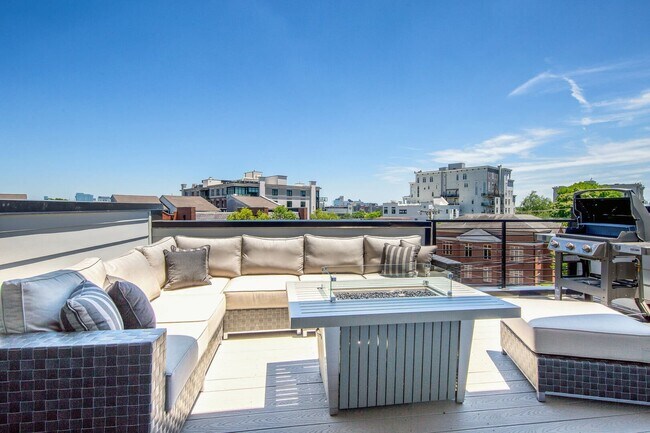 Foto del edificio - 213 31st Ave N