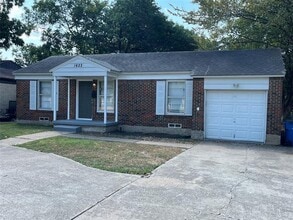 Building Photo - 1622 Centerville Rd
