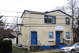Building Photo - 28 Chestnut St
