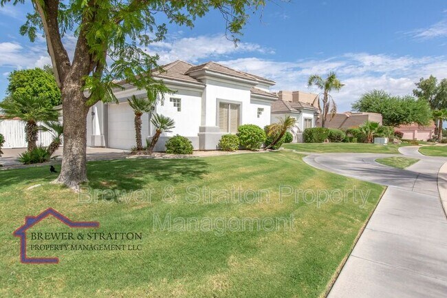 Foto del edificio - 1172 W Island Dr
