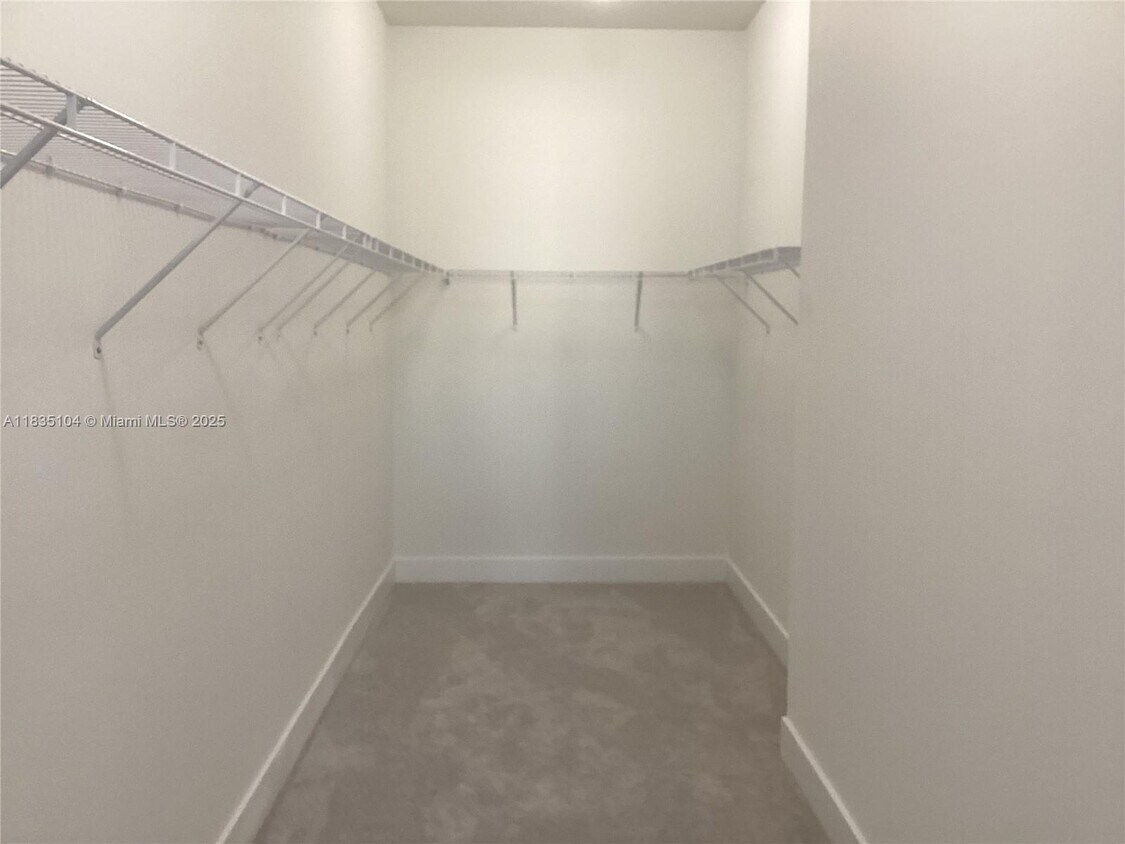 Foto del edificio - 5704 Argento Dr