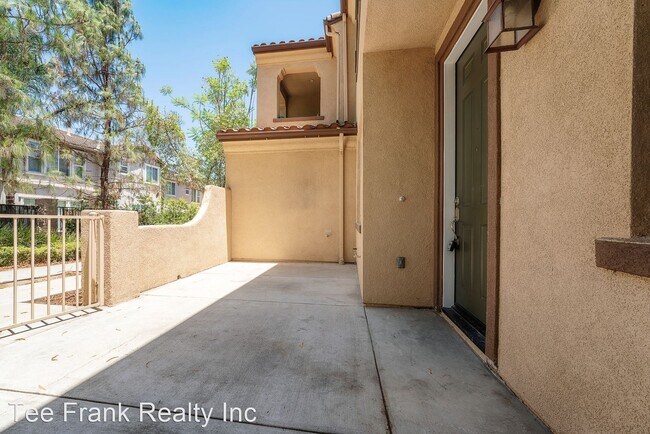 Foto del edificio - 3 br, 2.5 bath House - 28378 Socorro St #122