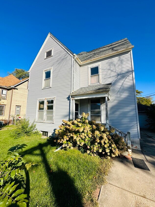 Foto principal - 311 W Jefferson St