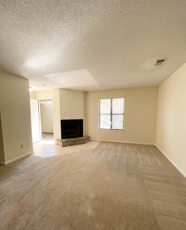 Building Photo - 6338 W Fairfield Dr