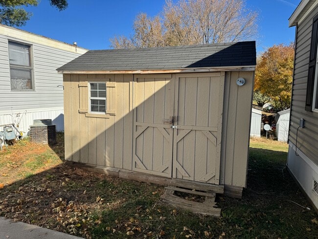 Building Photo - 3701 2nd St