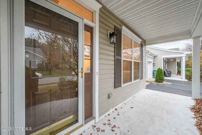 Foto del edificio - 131 Greenlawns Dr