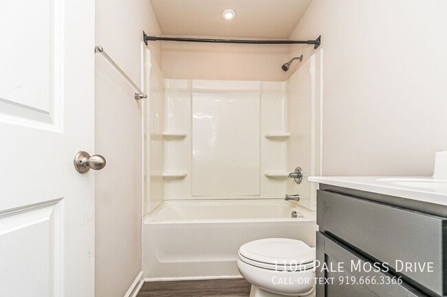 Building Photo - 1106 Pale Moss Dr