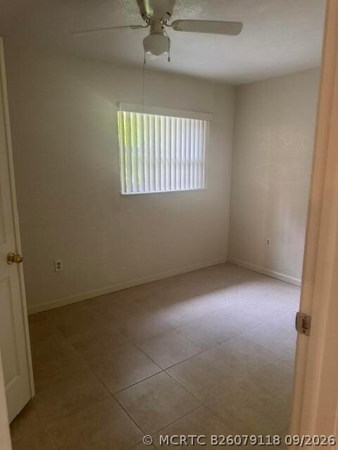 Building Photo - 2530 NW 87th Ln