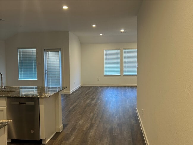 Foto del edificio - 1123 Sommerville Dr