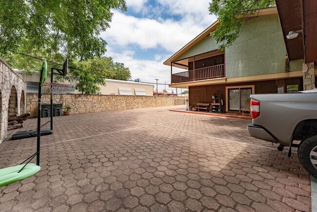 Foto del edificio - 605 Griner St
