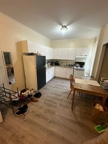 Foto del edificio - 165 Winthrop Rd