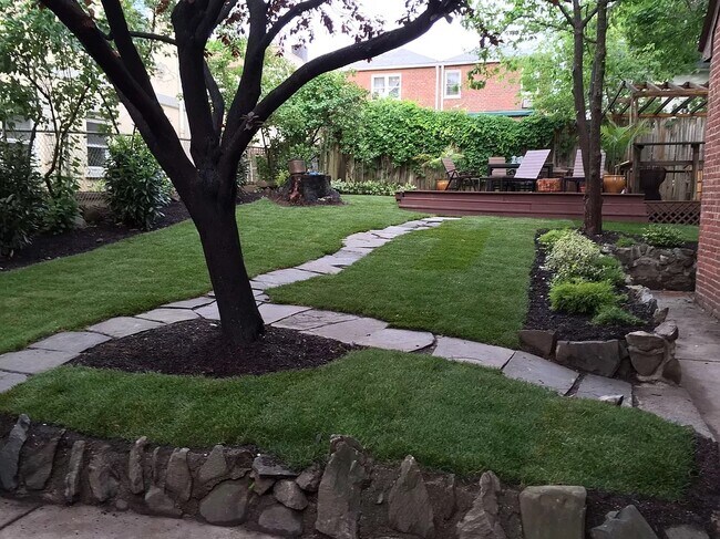 Building Photo - 6045 Spencer Ave