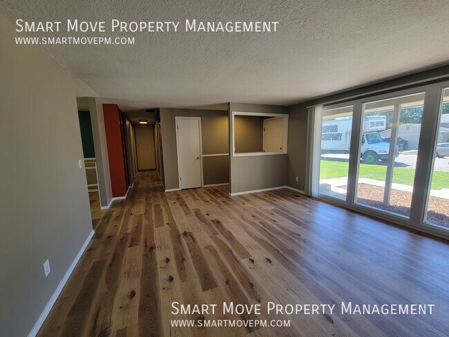 Foto del edificio - 9990 Skycrest-