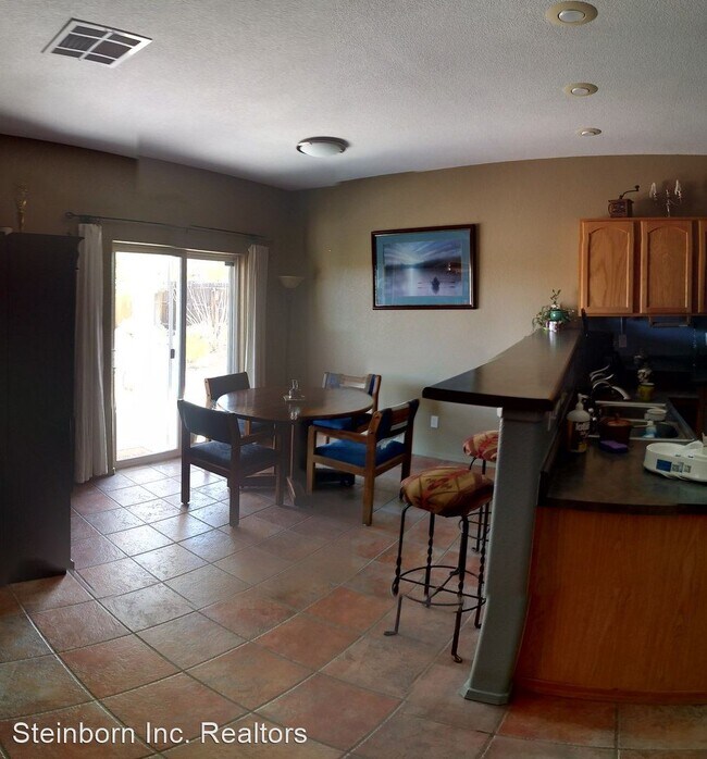Foto del edificio - 3 br, 2 bath House - 5125 Rock House Rd.