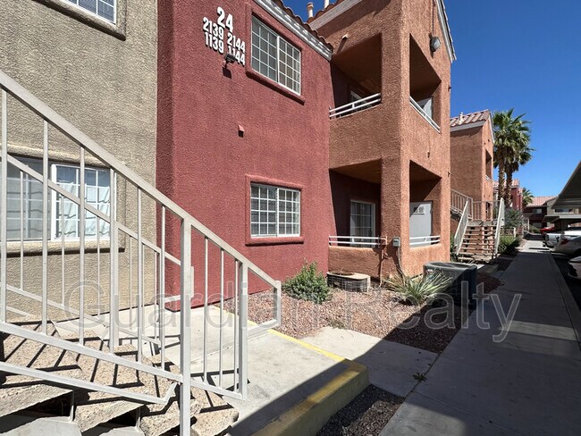 Building Photo - 4730 E Craig Rd