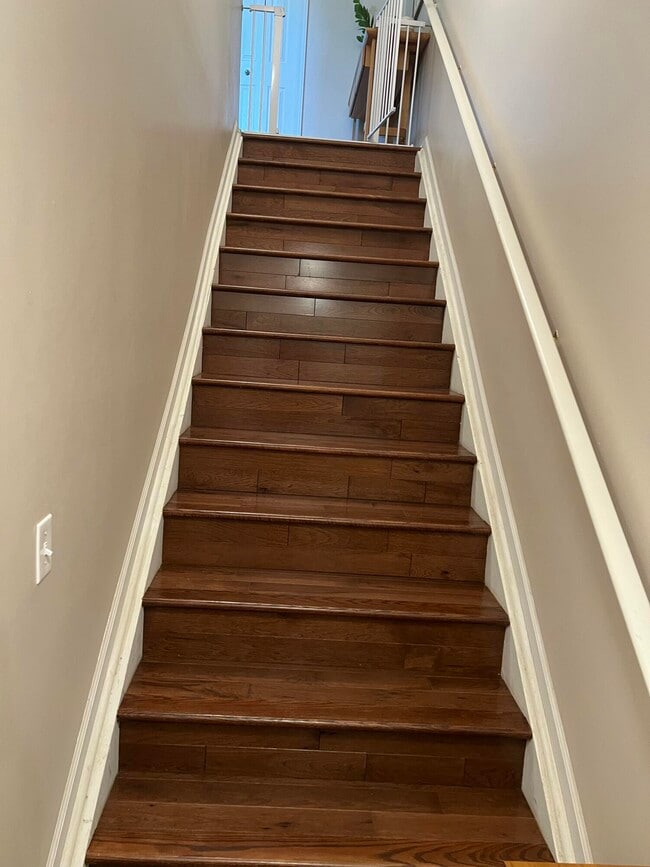 Building Photo - 39792 Rockcrest Cir