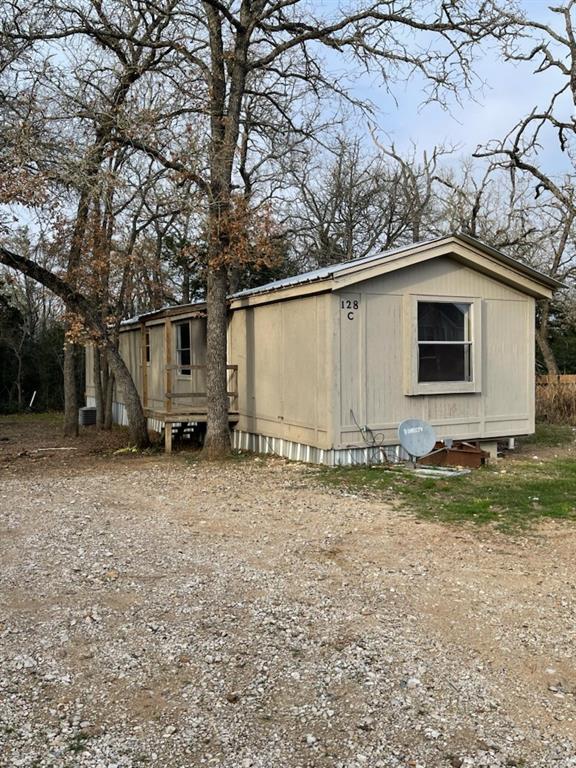 Building Photo - 128 Shadow Oaks Ln