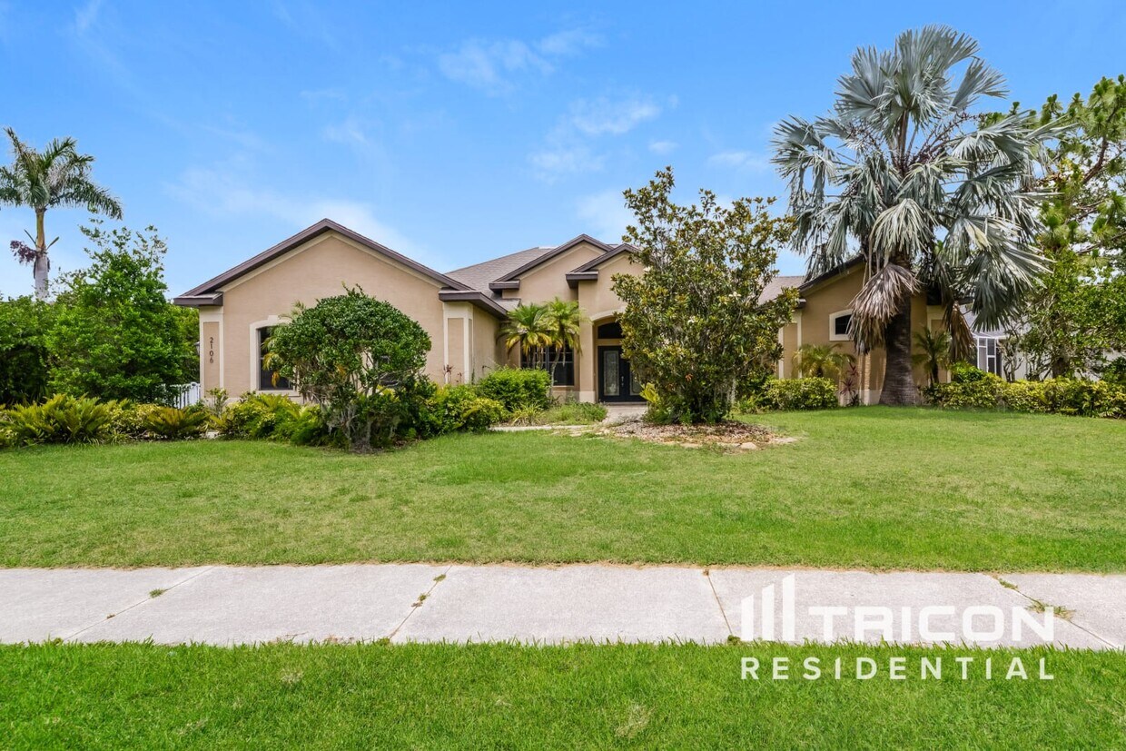 Foto principal - 2106 152nd Ct E