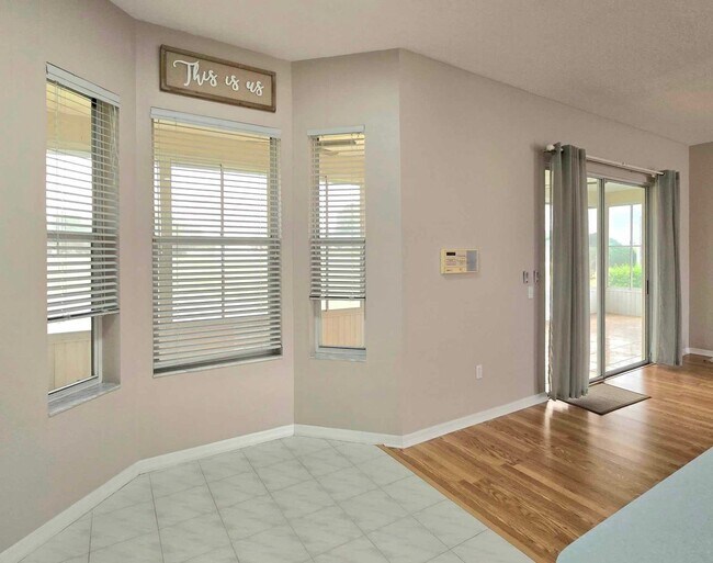 Building Photo - 3 Bed/2 Bath in Huntington Hills Golf and ...