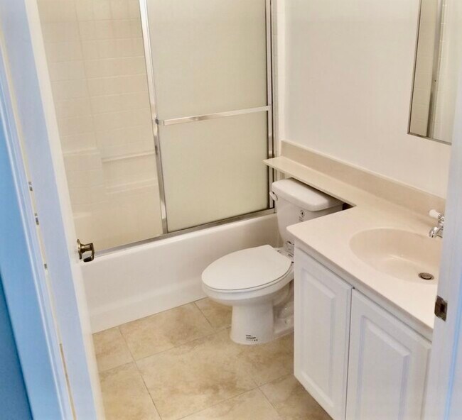 Foto del edificio - 3852 Vinton Ave