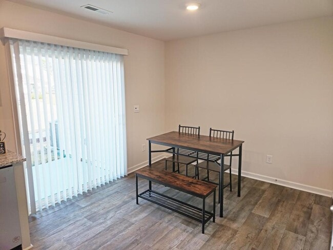 Photo - 4129F Laurel Rdg Dr Townhome