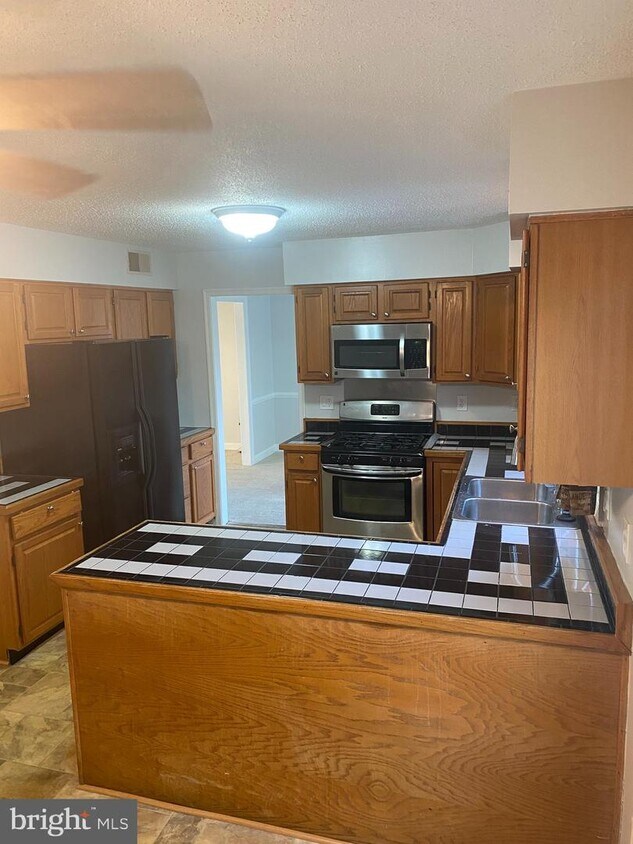 9302 Bluefield Rd, Springdale, MD 20774 House Rental in Springdale