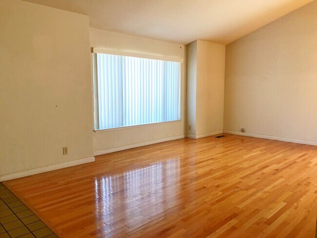 Building Photo - Nice and remodeled Home for Rent in Cupert...
