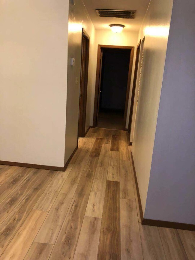 Foto del edificio - 2713 Boxwood Ln