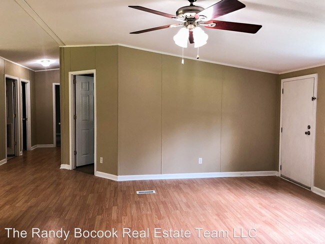 Building Photo - 4 br, 2 bath House - 171 Cornfield Ave