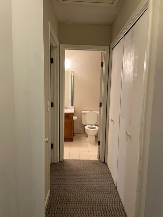 Building Photo - 2 Bedroom 2 Bath Home for Rent in Tucker!!
