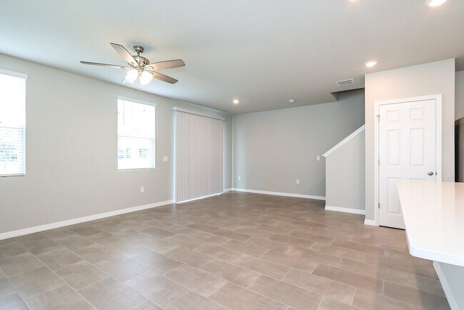 Foto del edificio - 803 Legacy Dr