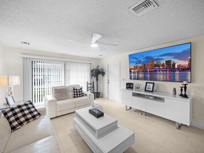 Foto del edificio - 4751 Storkwood Way