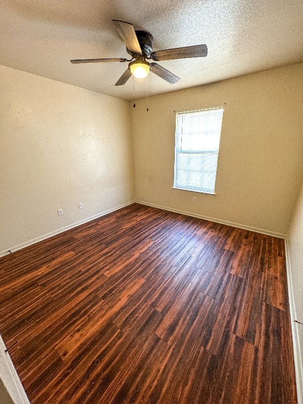 Foto del edificio - 207 Betty Jane Ln