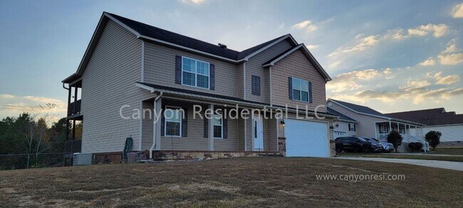 Building Photo - Beautiful 4b Room!Move in ready!