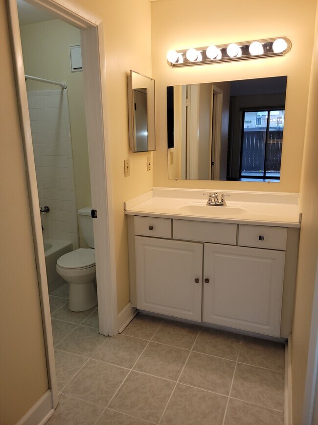 Foto del edificio - 309 Park Ridge Cir