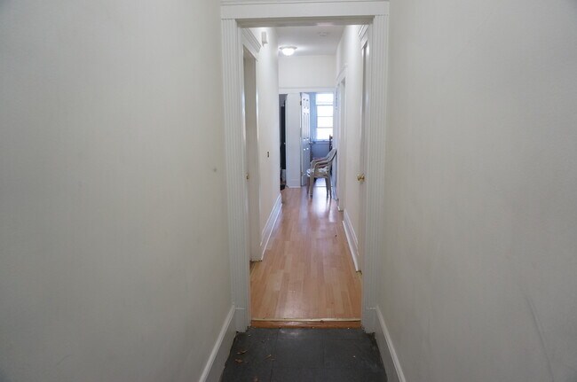 Foto del edificio - 77 Brighton Ave