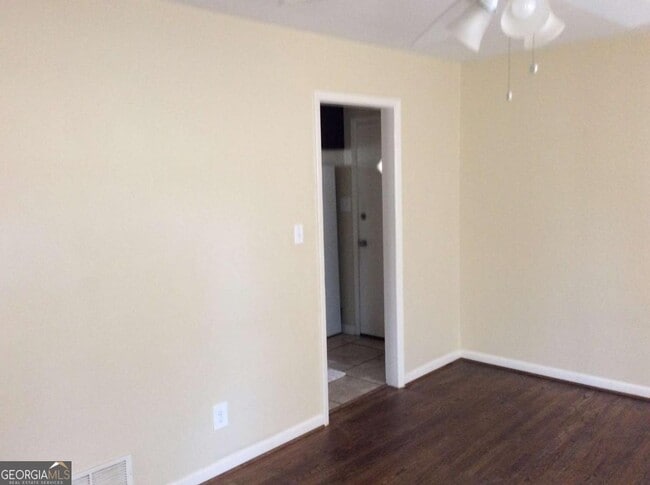 Building Photo - 3953 Camellia Trail