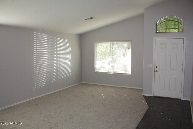 Building Photo - 14129 N 133rd Dr