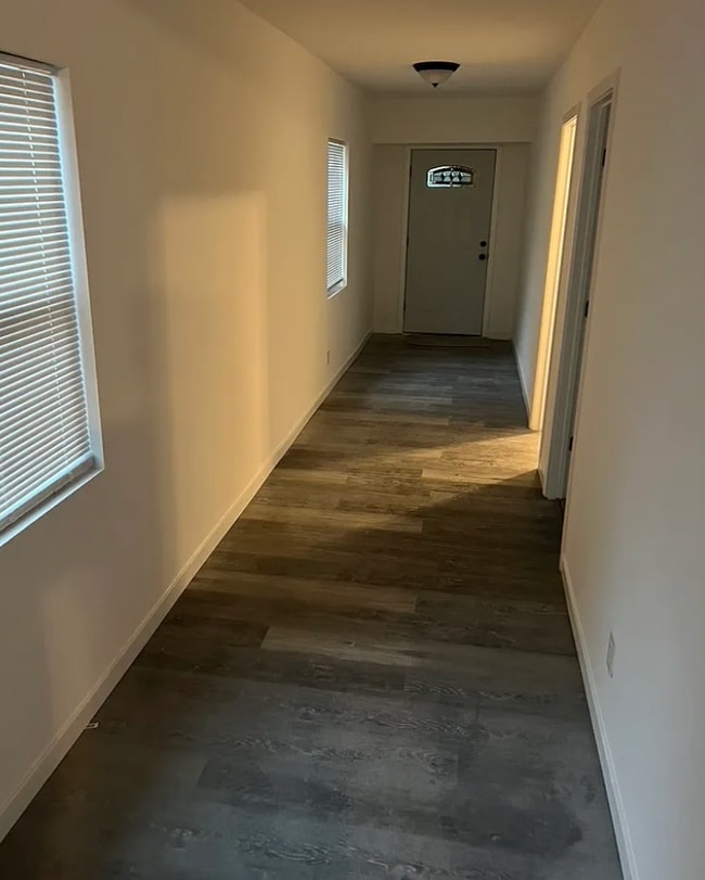 Building Photo - 2001 Hogback Rd