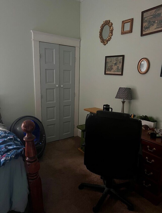 Foto del edificio - RARE single room available for January-May...