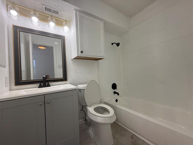 Foto del edificio - 9813 Walnut St