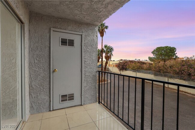 Foto del edificio - 4768 W Sand Creek Ave