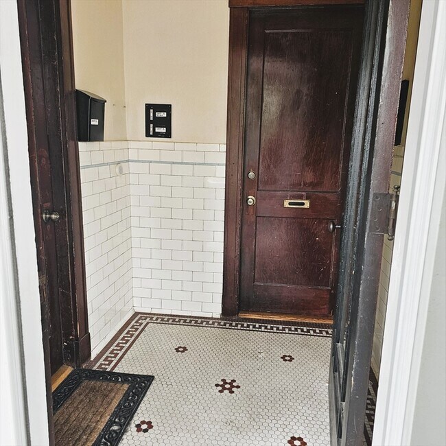 Foto del edificio - 97 Hammond St