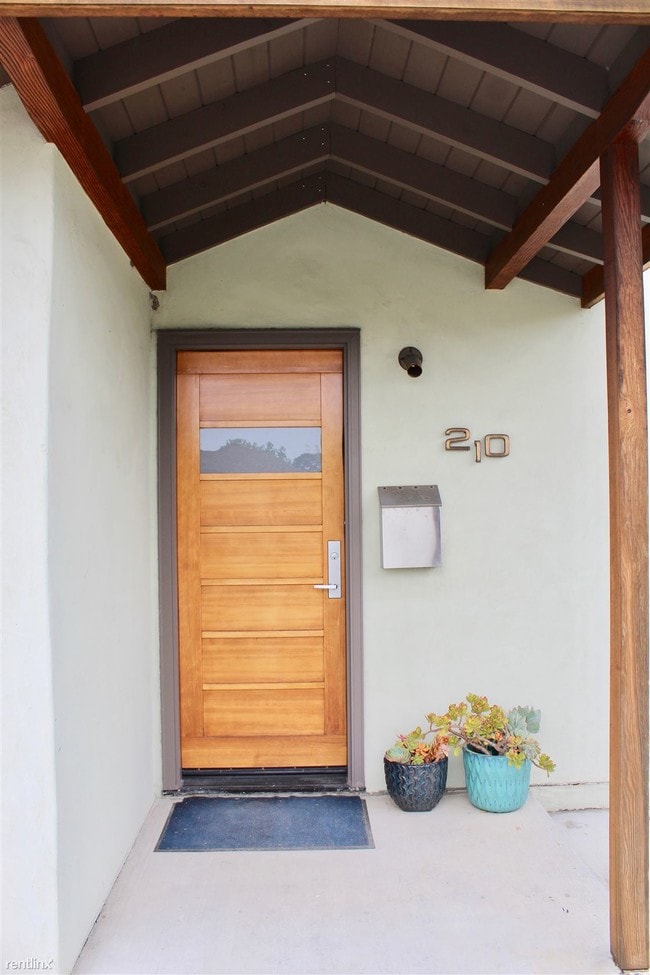 Building Photo - Studio, 1 bath House - 210 Glover St 210 G...