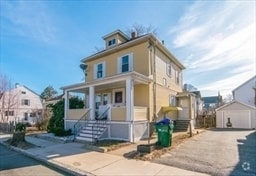 Building Photo - 14 Woodbine Rd