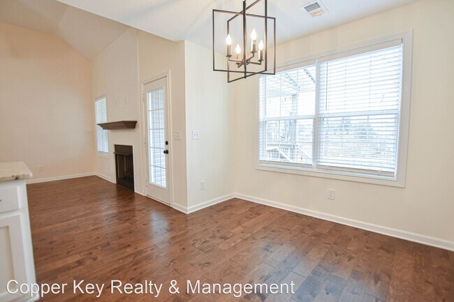 Building Photo - 3 br, 2 bath House - 1632 Parkside Drive
