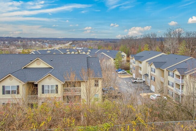 Building Photo - The Legends on the Park Apartments